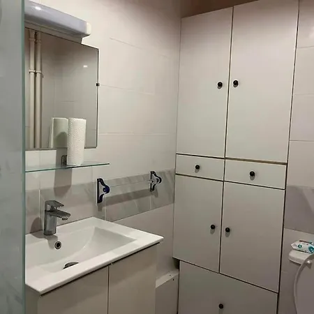 Comfy Flat In The Very Center Апартаменты